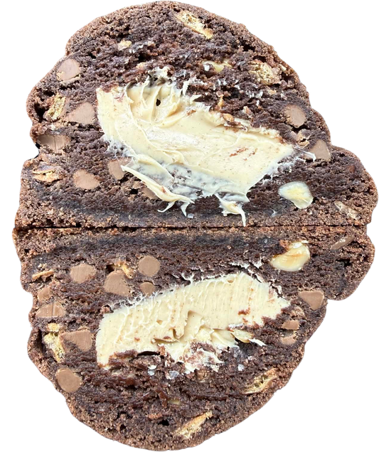 Bueno thick NYC-style cookie with cocoa dough, hazelnut filling and milk chocolate